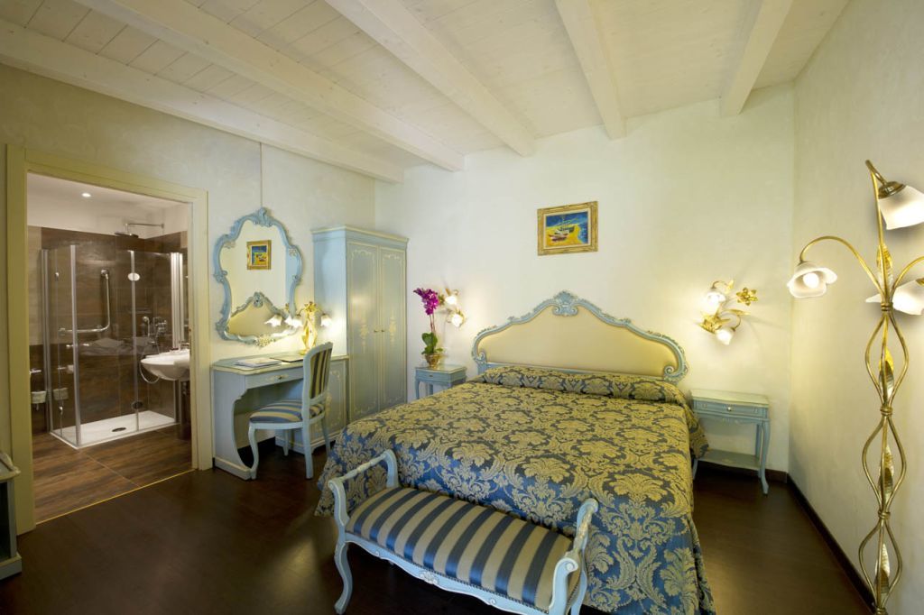 Viktoria Palace Hotel Венеция Лидо Стая снимка